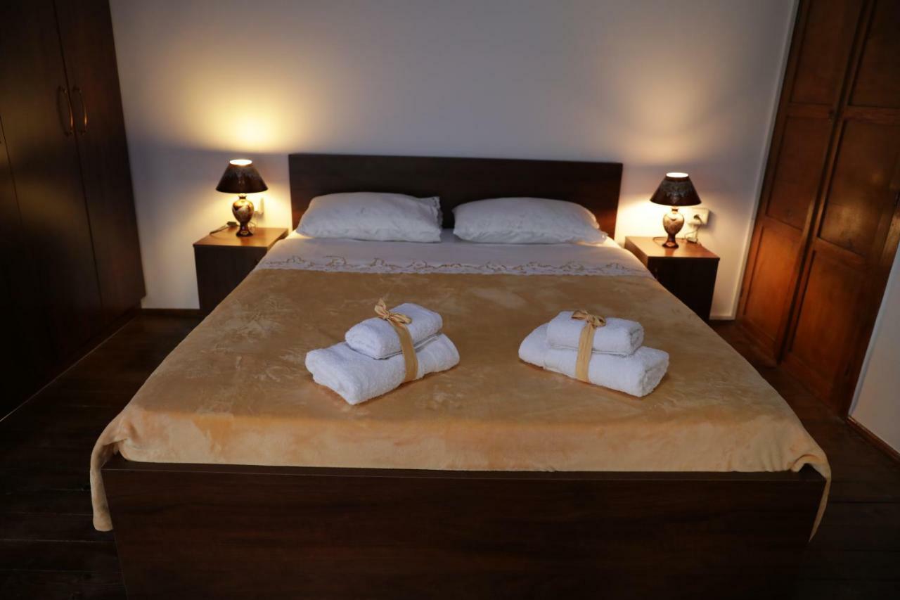 Guest House Mikel Берат Экстерьер фото